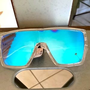 Steve Madden Square Shield Sunglasses Clear